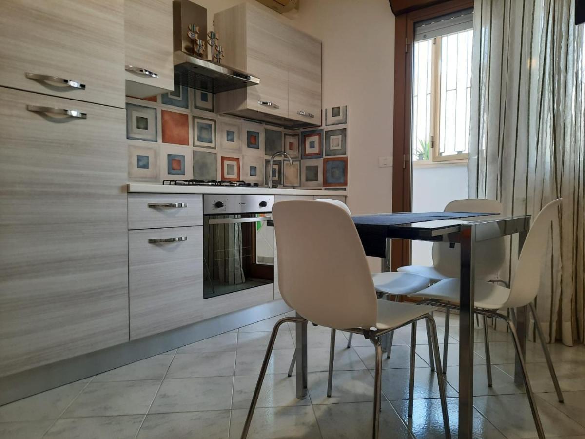 Le Palme Netine Apartment Noto Bagian luar foto