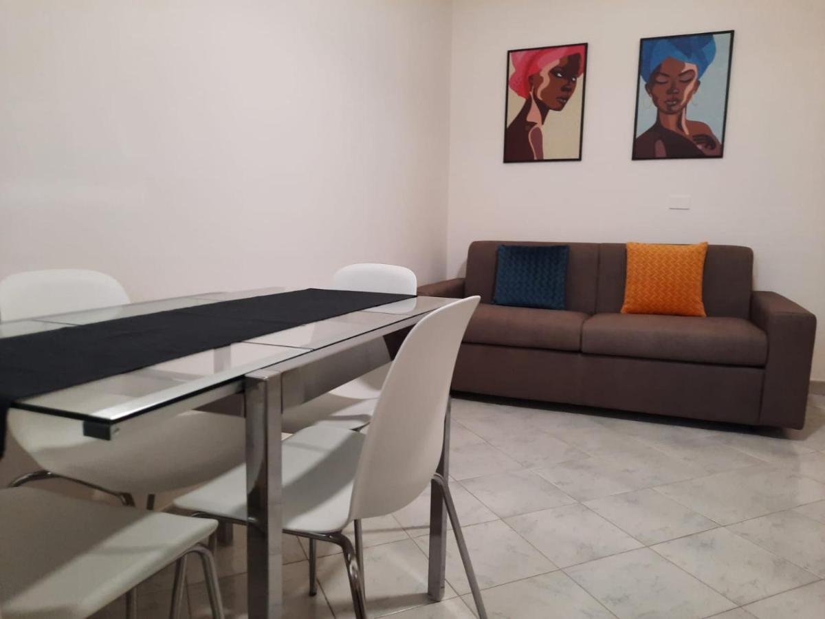 Le Palme Netine Apartment Noto Bagian luar foto