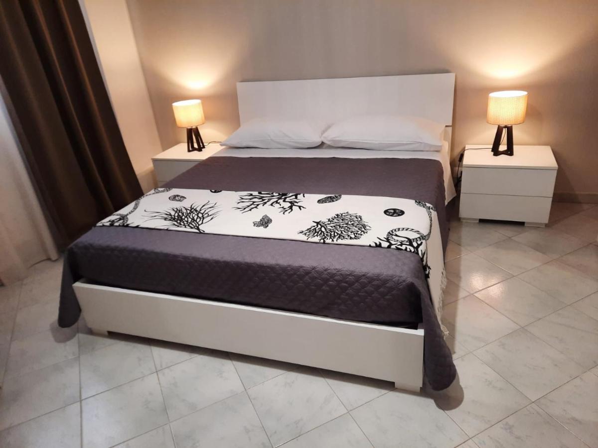 Le Palme Netine Apartment Noto Bagian luar foto