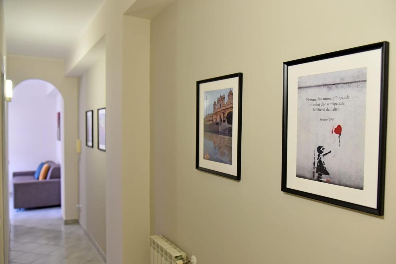 Le Palme Netine Apartment Noto Bagian luar foto