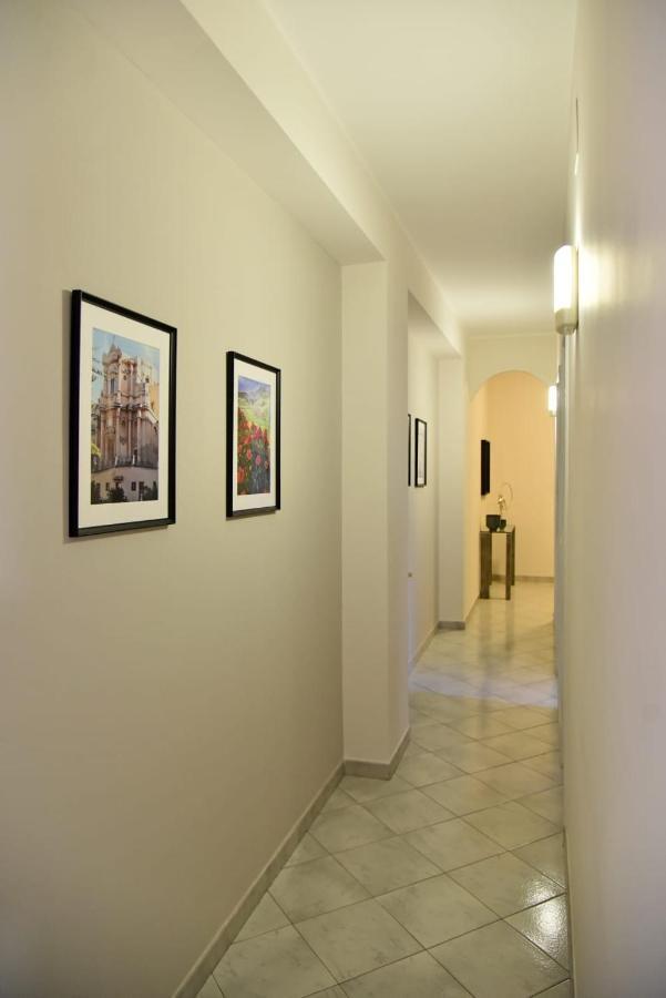 Le Palme Netine Apartment Noto Bagian luar foto